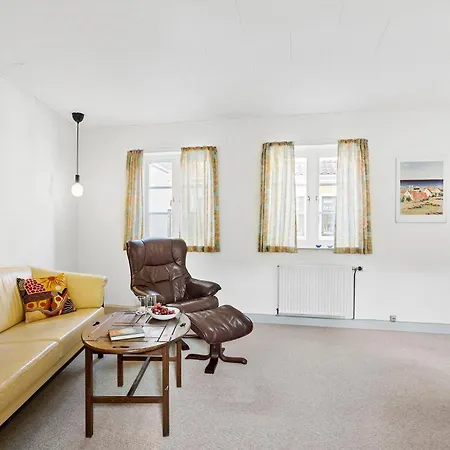 Apartamento 1 Bedroom Gorgeous In *