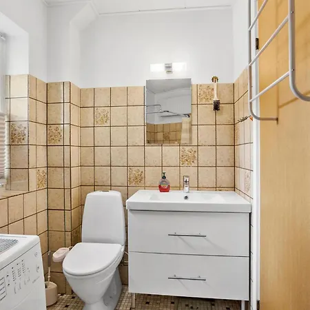 Apartamento 1 Bedroom Gorgeous In Fåborg